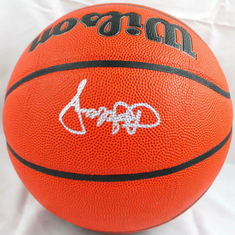 Basketball For Efficient Passing-Detlef Schrempf Autographed Official NBA Wilson Basketball-Beckett Hologram