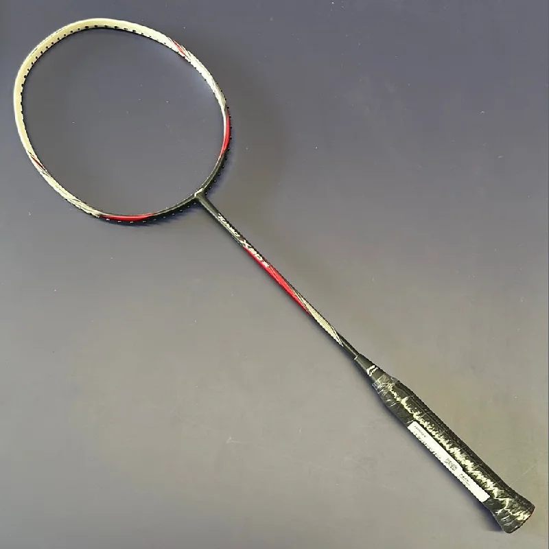 Badminton Racket For Speed And Agility-Li Ning turbo x90 3(84 Grams) Badminton Racquet /  Badminton Racket