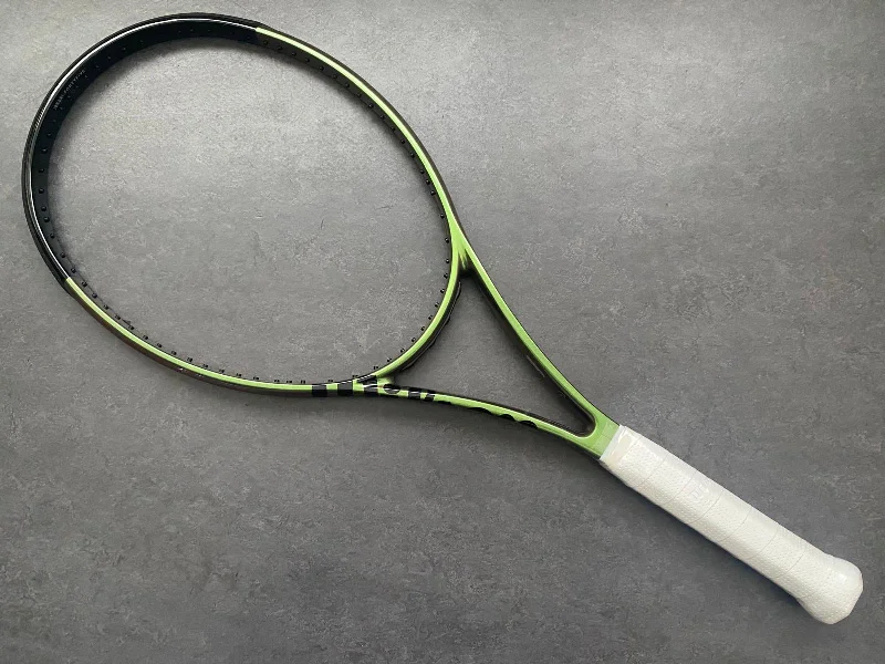 Tennis Racket With Great Power And Control-Wilson Pro Stock Blade 98 (16X19)