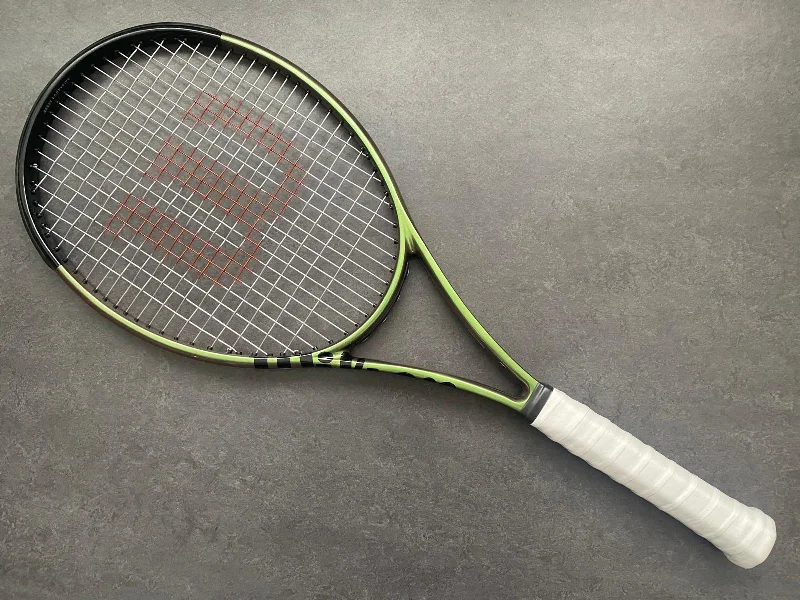 Tennis Racket For All-Around Players-Wilson Pro Stock Blade 98 (18x20)