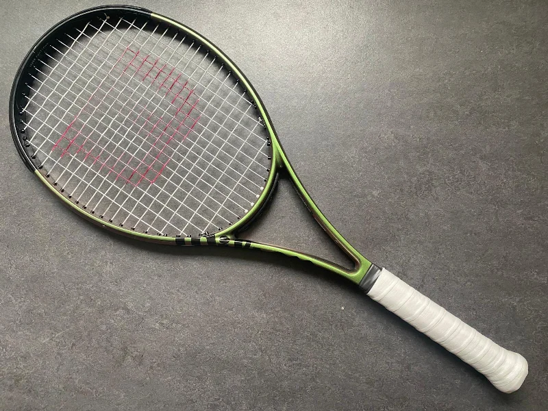 Tennis Racket With Greater Ball Control-Wilson Pro Stock Steam 100 (16X20)