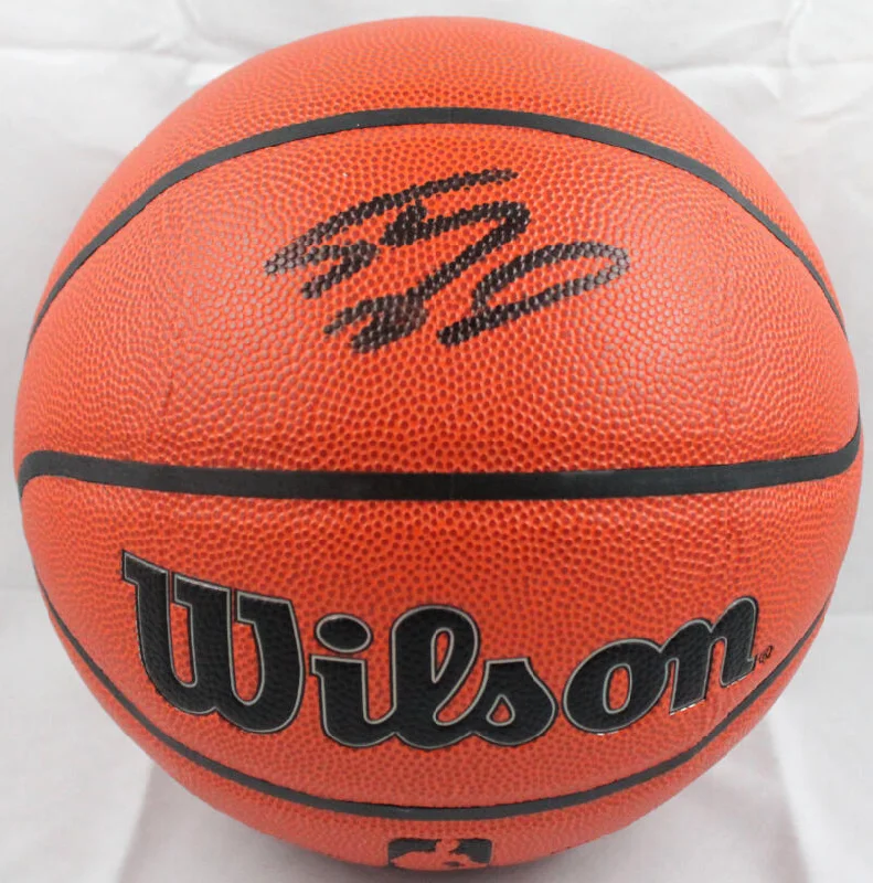 Basketball For Maximum Power And Speed-Shaquille O' Neal Autographed Wilson NBA Basketball-Beckett W Hologram *Black